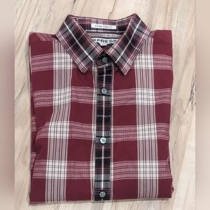 Men's Express Extra Slim Fit Button Down Shirt.